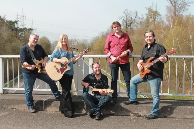 Countryband buchen -  Danny June Smith